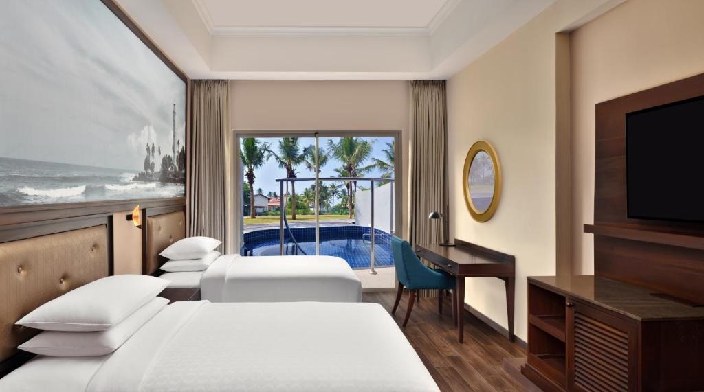 هتل شرایتون کوسگودا ترتل بیچ ریزورت